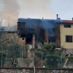 Giffoni Valle Piana, Divampa incendio nel centro storico: evacuate le abitazioni vicine