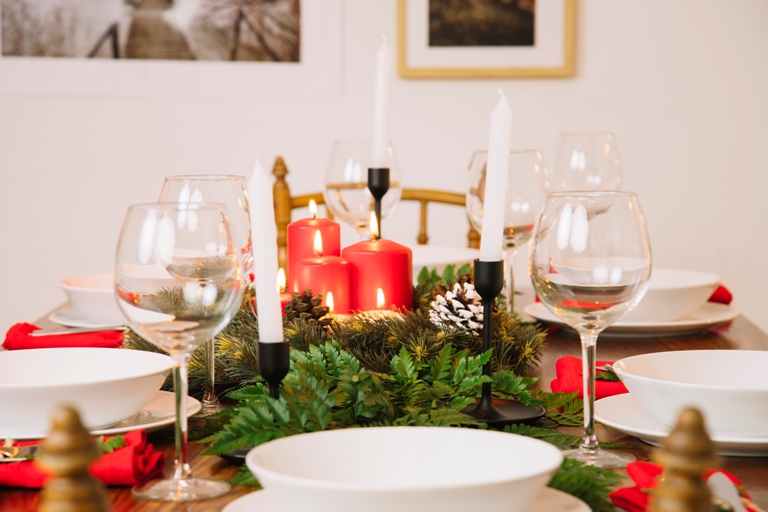 La cena della Vigilia di Natale: ecco i piatti della tradizione napoletana e i vini da abbinare nella sera più magica dell’anno